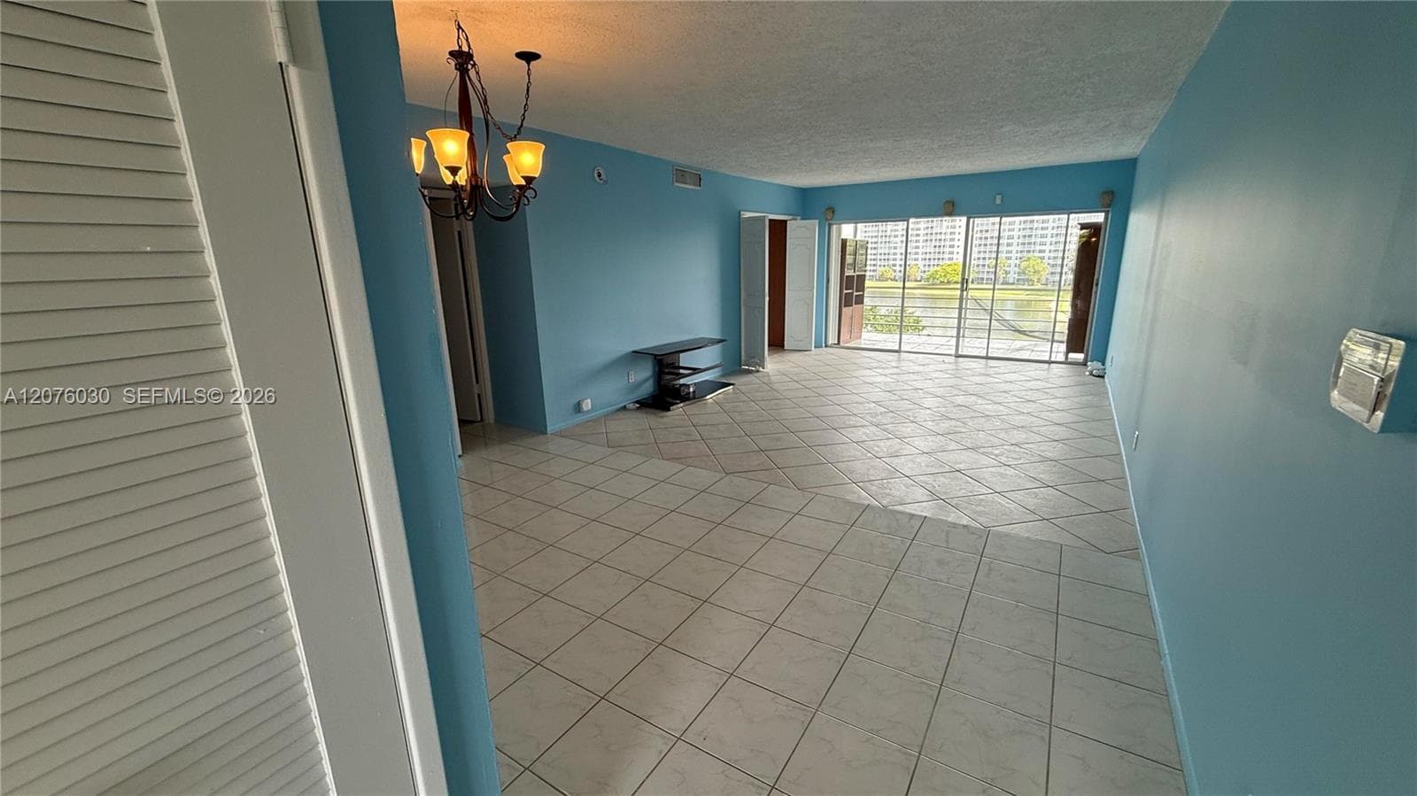 2751 N Palm Aire Dr # 502, Pompano Beach, FL 33069 photo 4