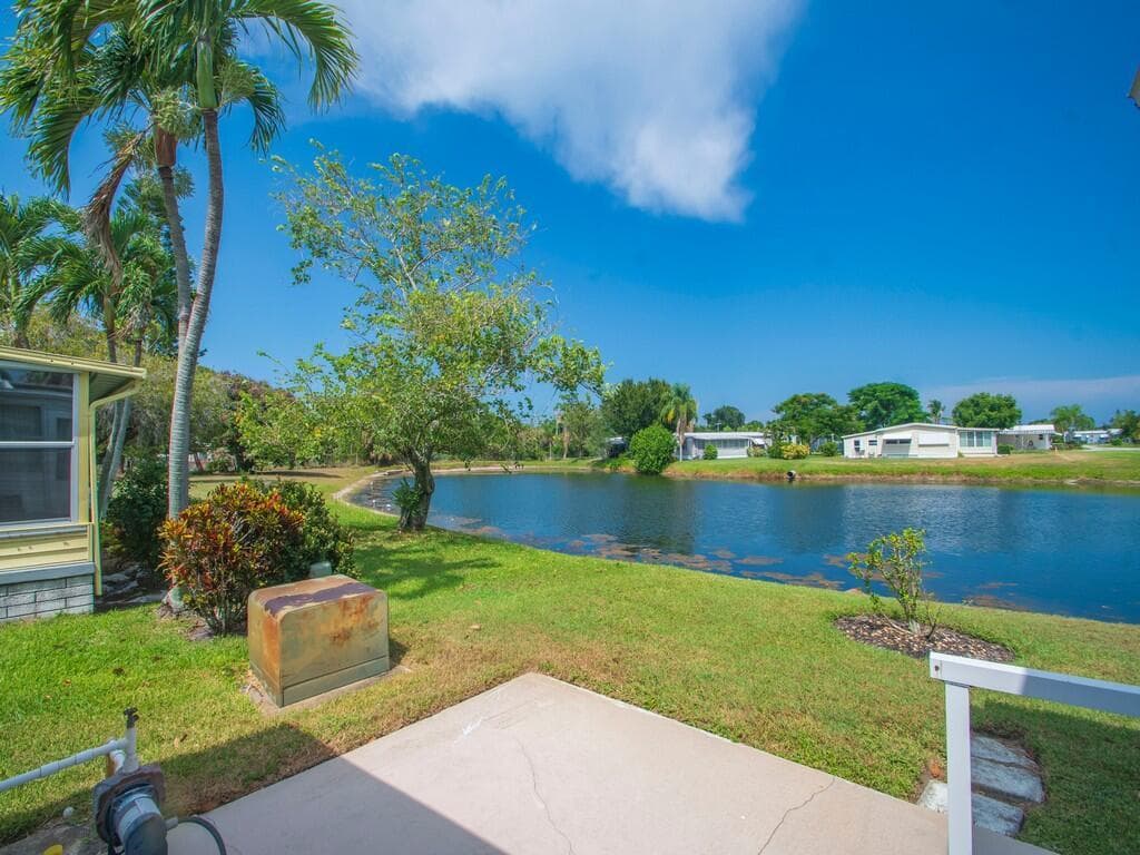 44 Village Lane, Jensen Beach, FL 34957 photo 5