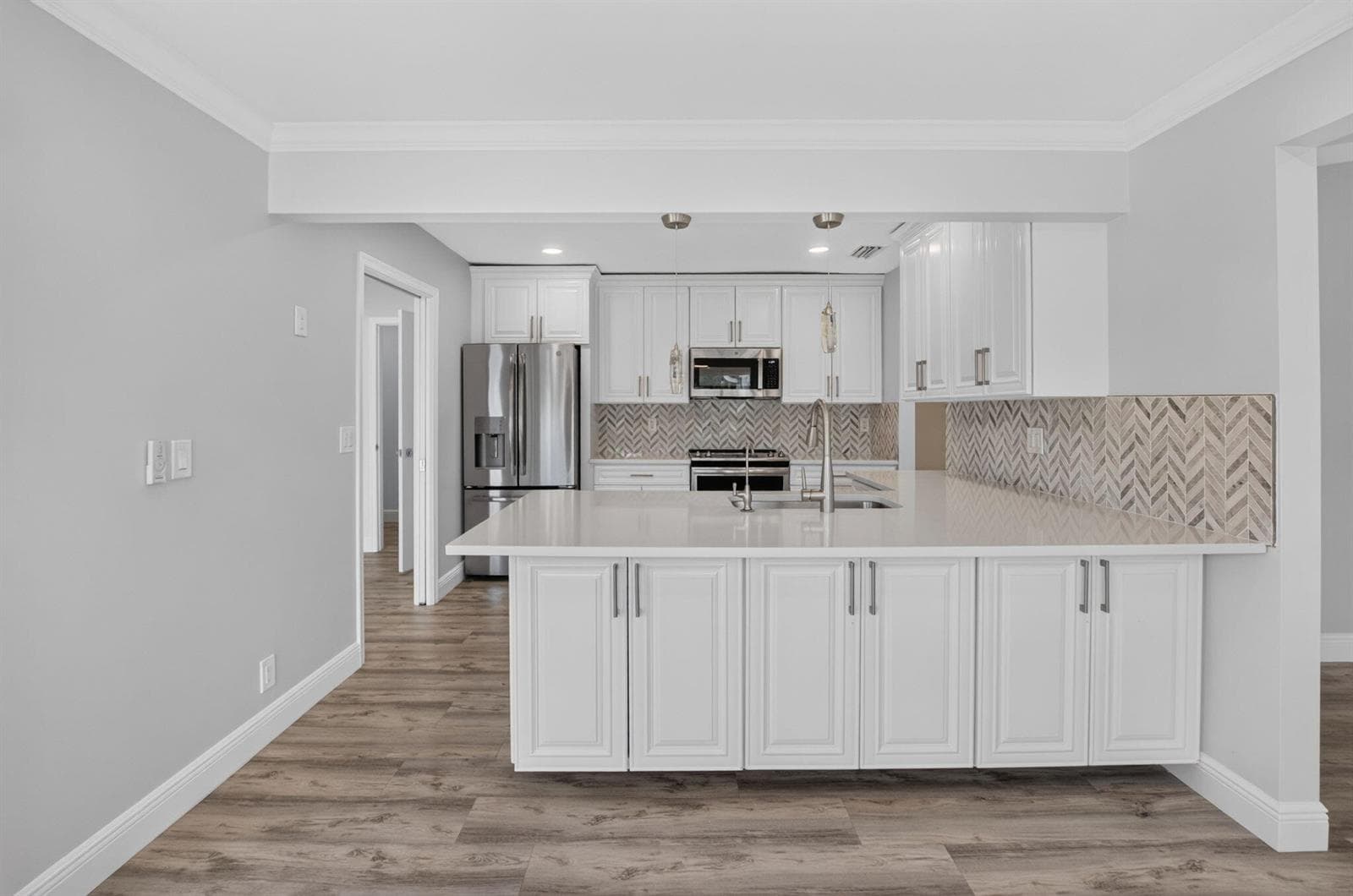 787 Havana Drive, Boca Raton, FL 33487 photo 3