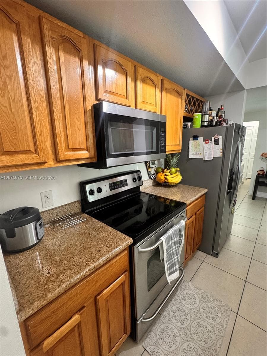 4242 NW 2nd St # 808, Miami, FL 33126 photo 4