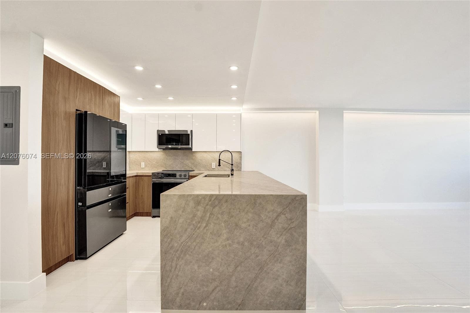 1400 S Ocean Dr # 1205, Hollywood, FL 33019 photo 4