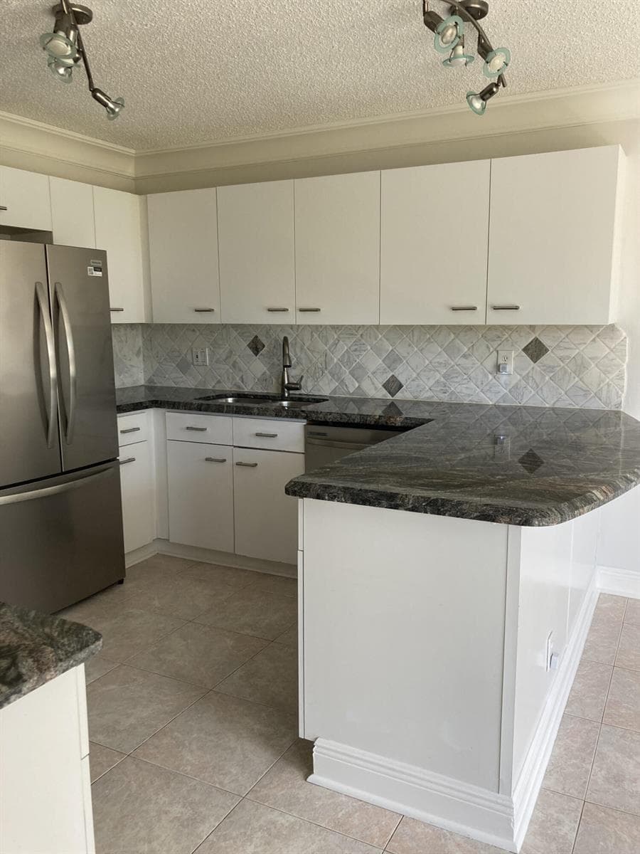 7680 STONE HARBOUR Drive # 3, Lake Worth, FL 33467 photo 4