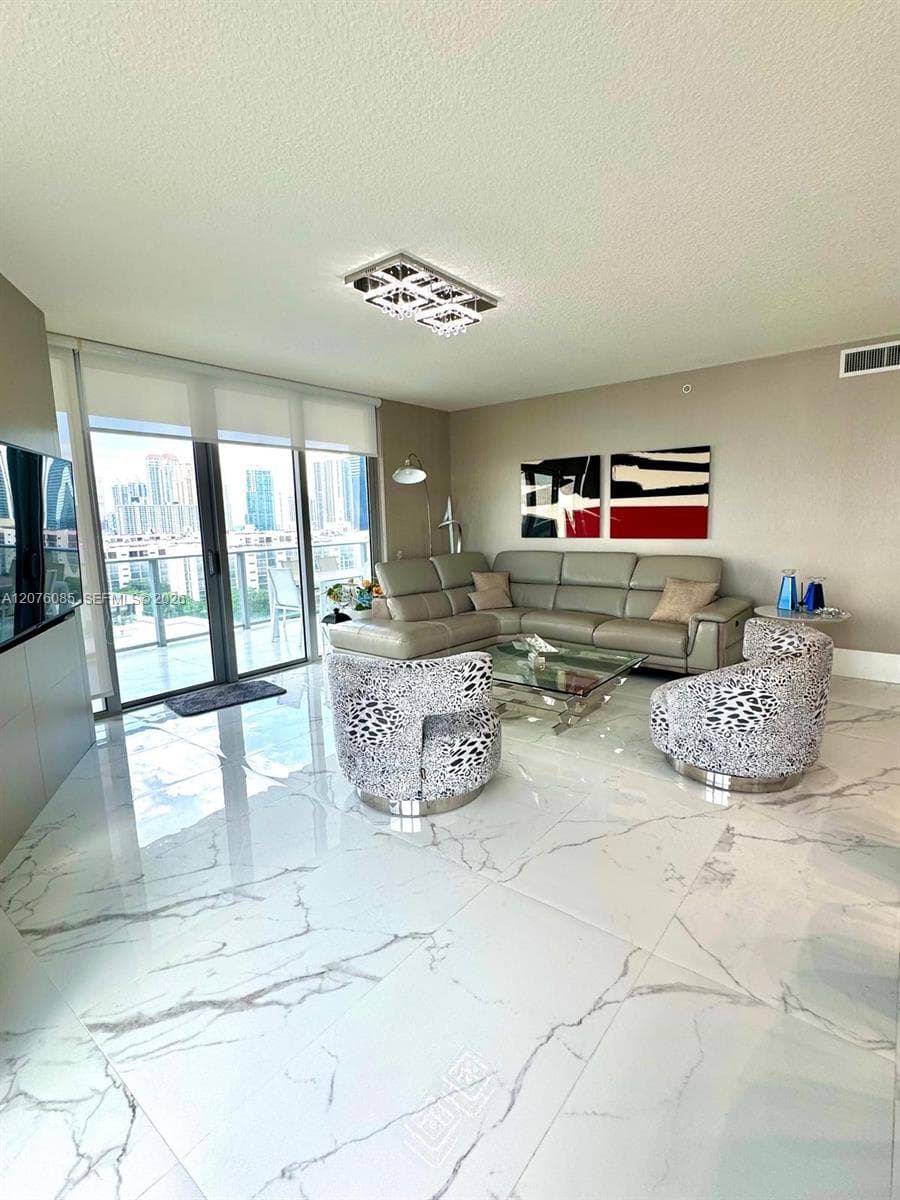 330 Sunny Isles Blvd # 1001, Sunny Isles Beach, FL 33160 photo 4