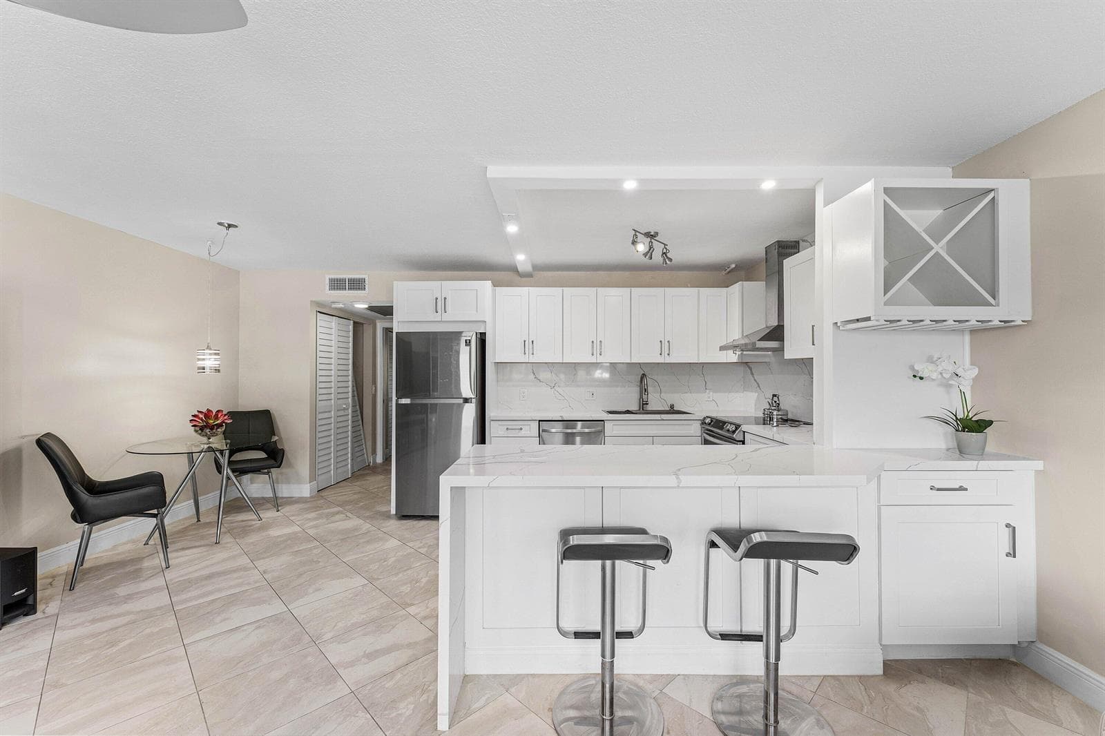 1015 Berkshire A, Deerfield Beach, FL 33442 photo 2