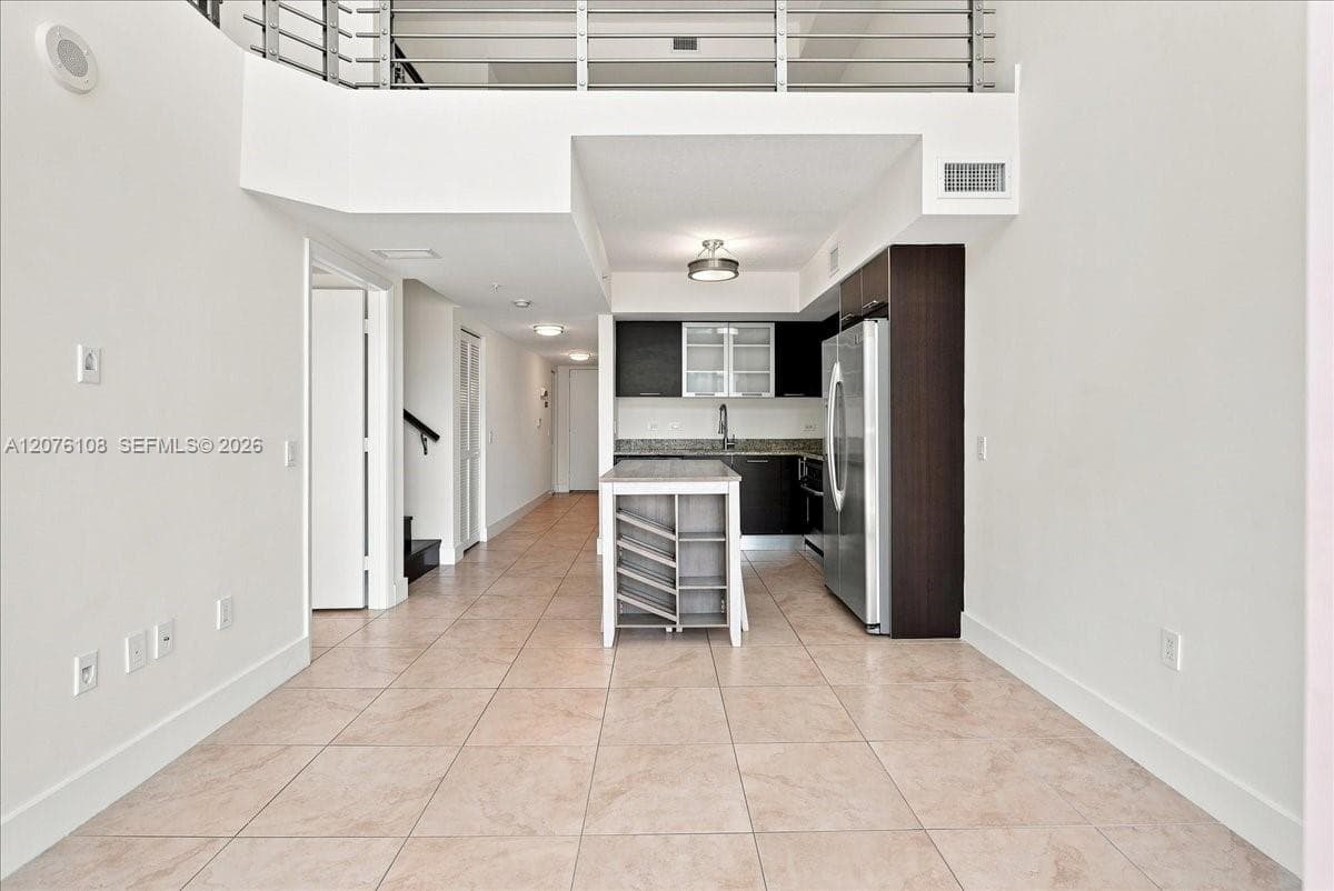 41 SE 5th St # 1908, Miami, FL 33131 photo 3