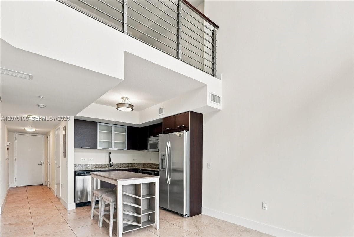 41 SE 5th St # 1908, Miami, FL 33131 photo 4