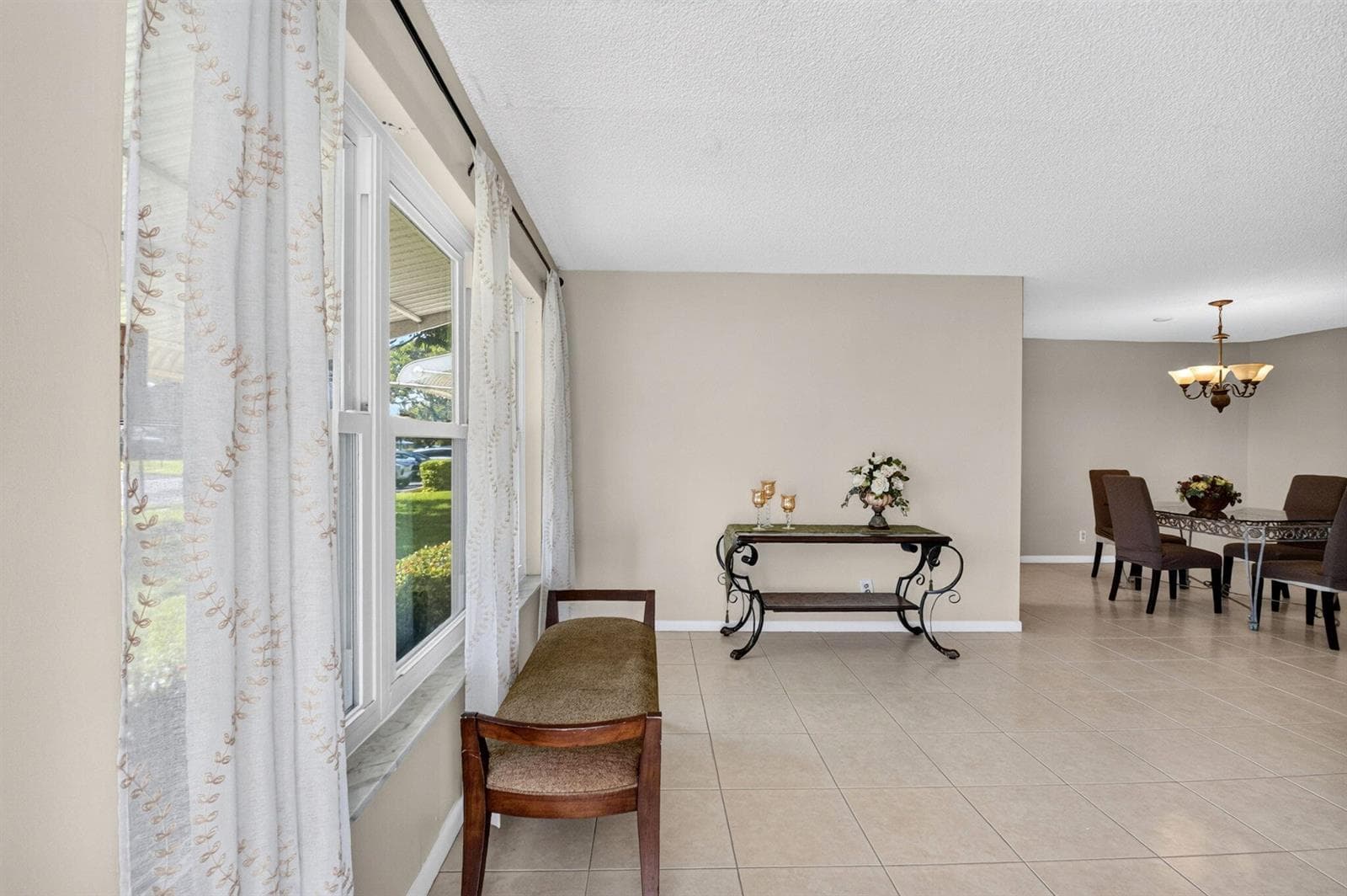 7205 W OAKRIDGE Circle, Lake Worth, FL 33462 photo 4