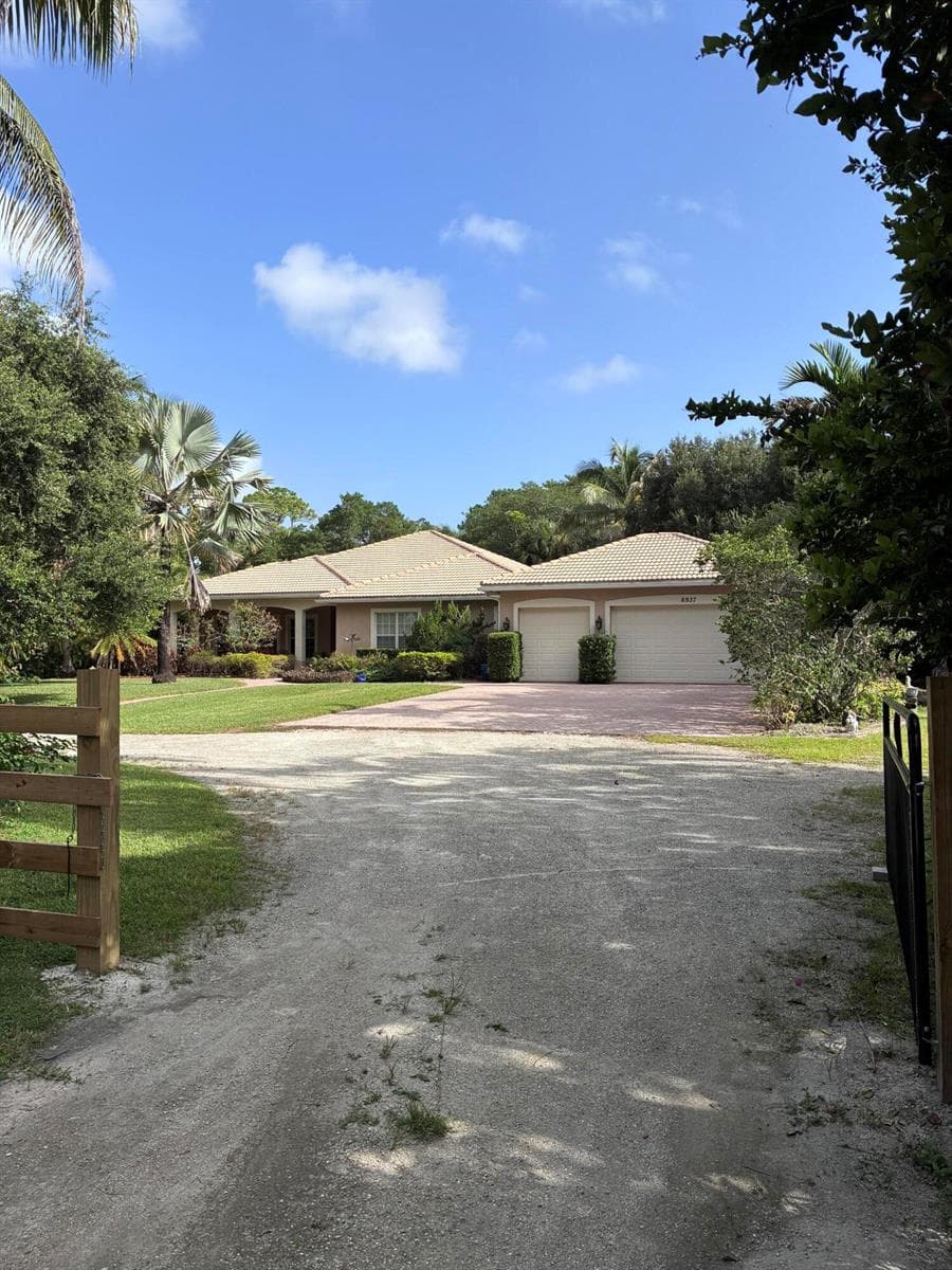 6937 MONMOUTH Road, West Palm Beach, FL 33413 photo 3