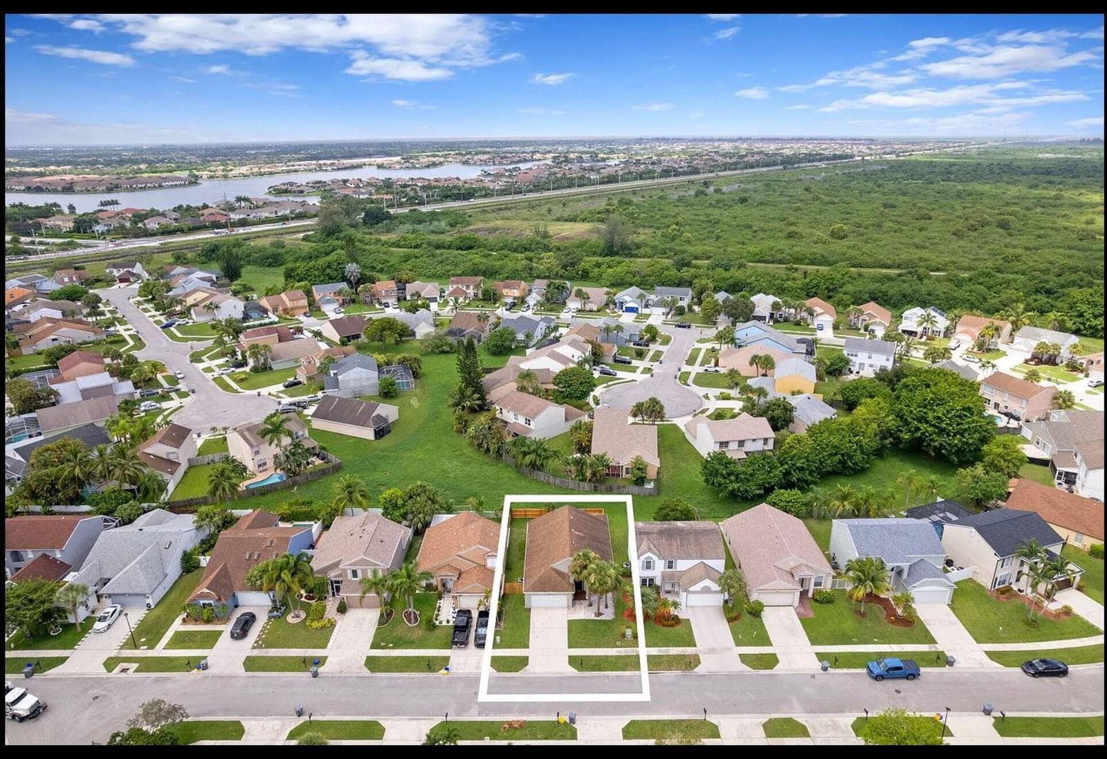 22449 MIDDLETOWN Drive, Boca Raton, FL 33428 photo 2