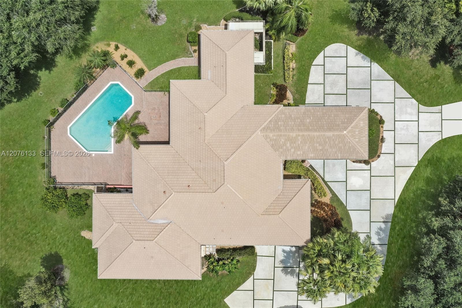 2725 Hunter Rd, Weston, FL 33331 photo 2
