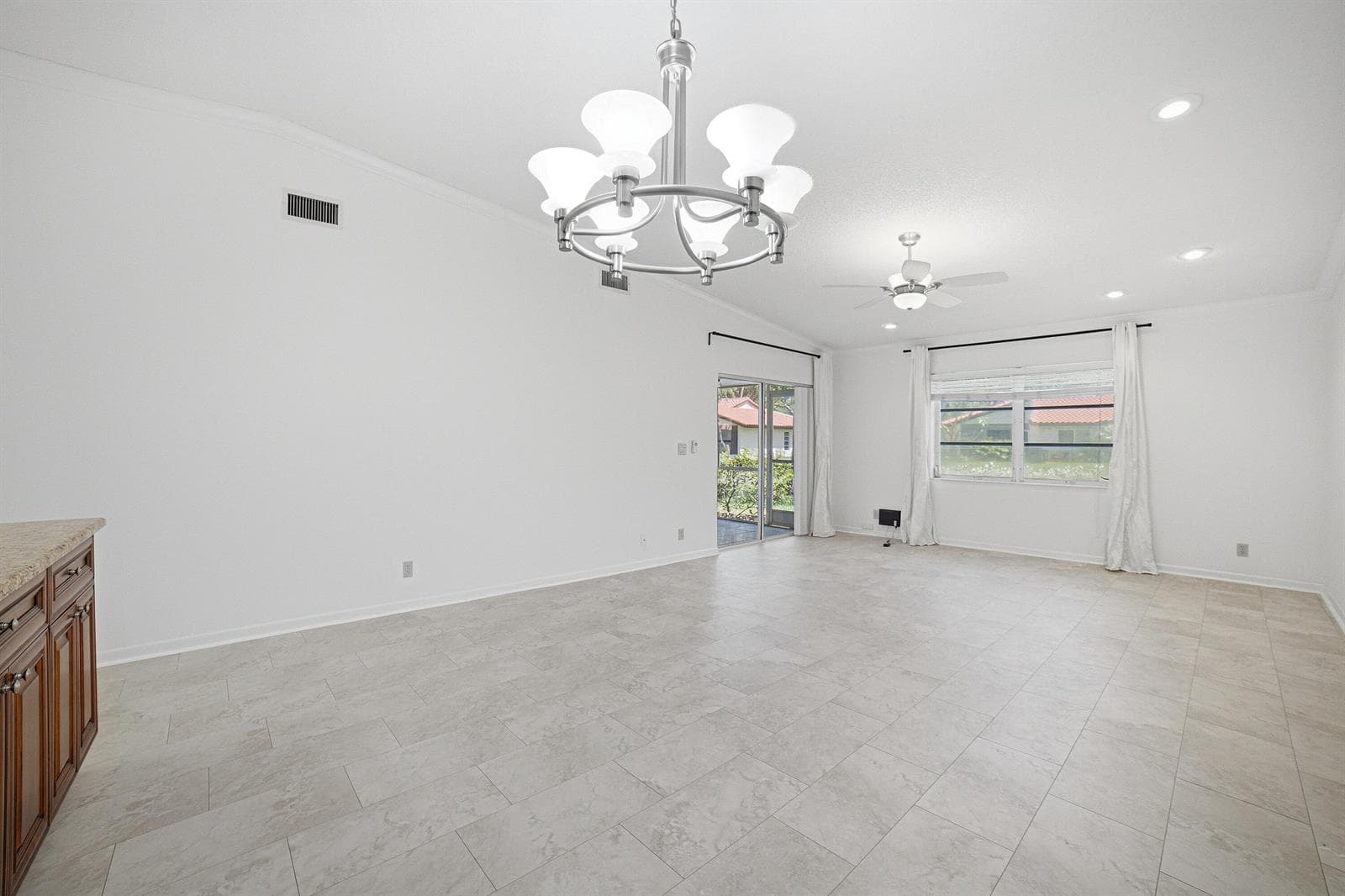 6070 SUNNY MANOR Court, Delray Beach, FL 33484 photo 5