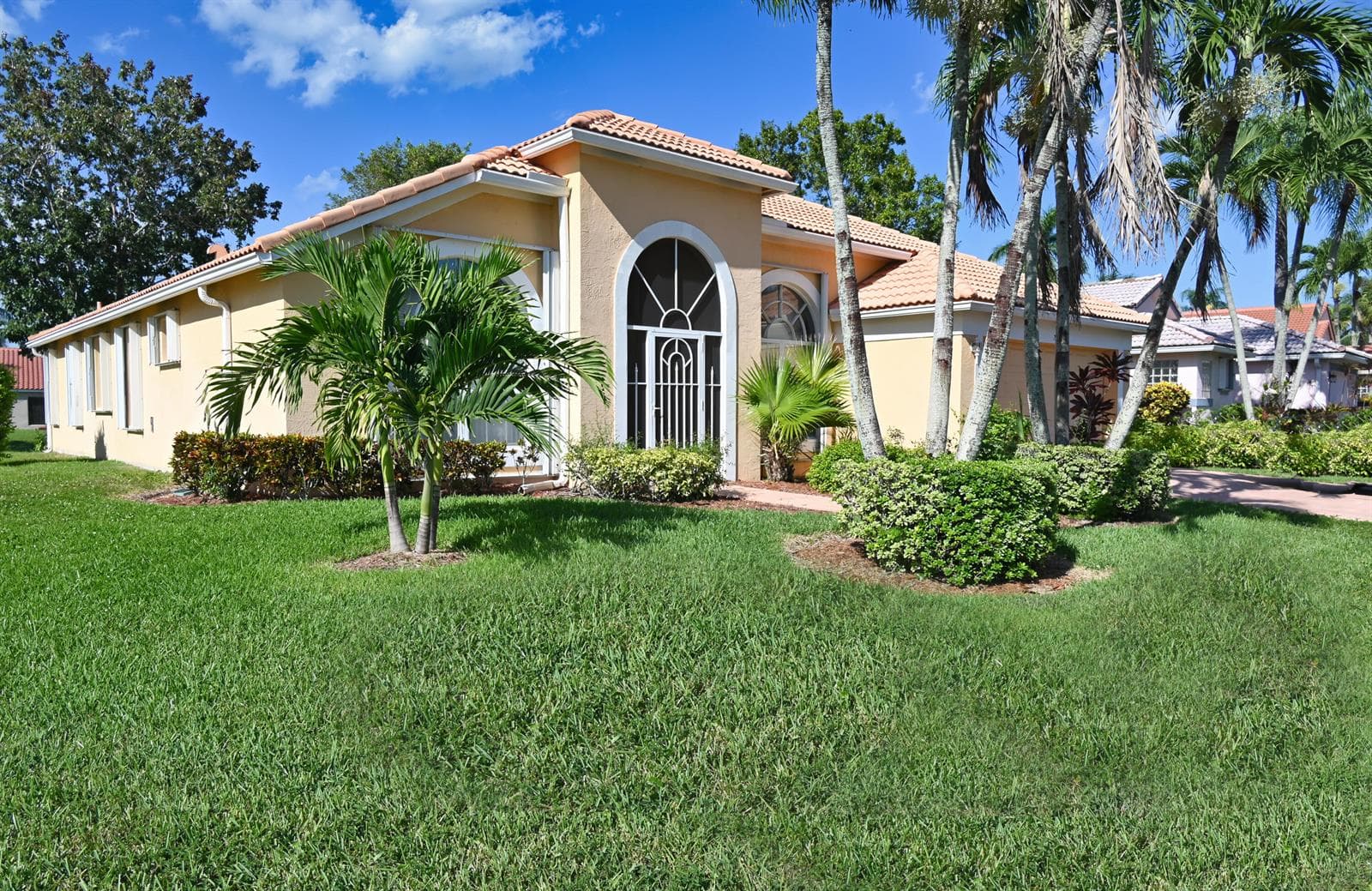 2505 EGRET LAKE Drive, FL 33413