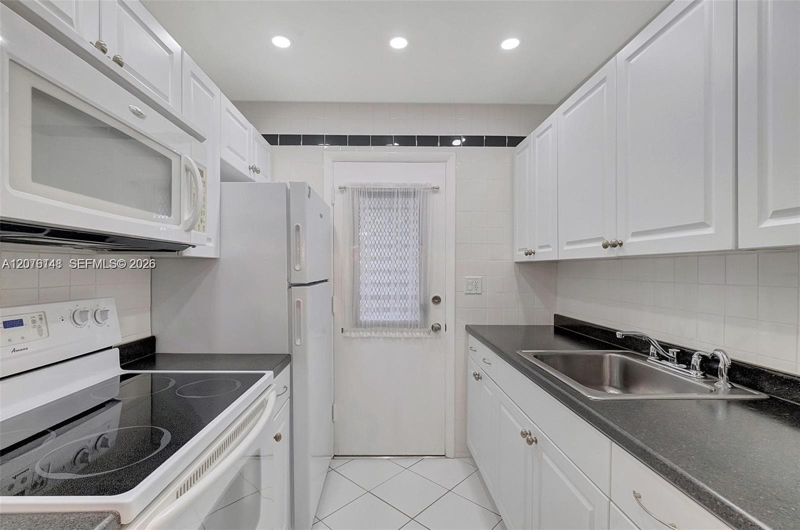 17001 NE 13th ave # 306, Miami, FL 33162 photo 2