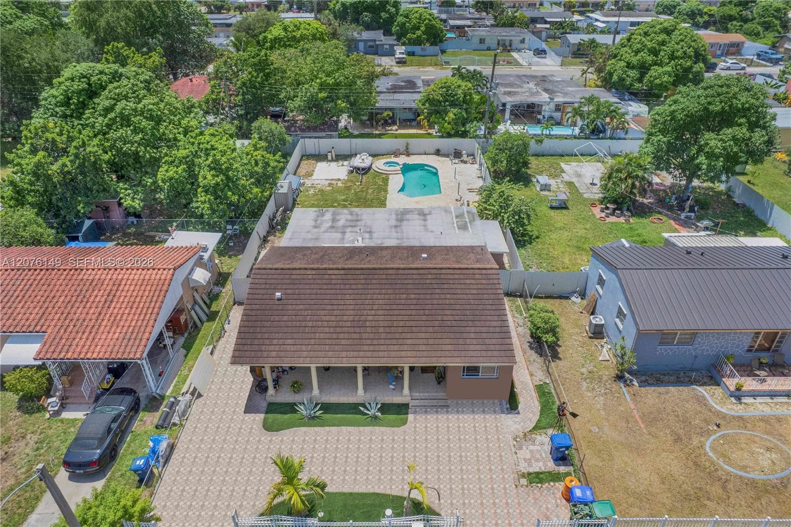 3030 NW 90th St, Miami, FL 33147 photo 2