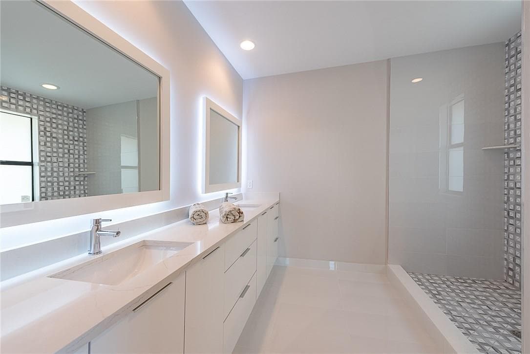 1101 NE 3RD Avenue, Fort Lauderdale, FL 33304 photo 5