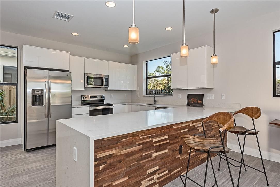 1101 NE 3RD Avenue, Fort Lauderdale, FL 33304 photo 4