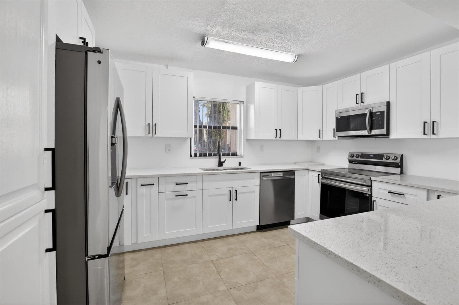 11556 NW 1ST Street, Plantation, FL 33325