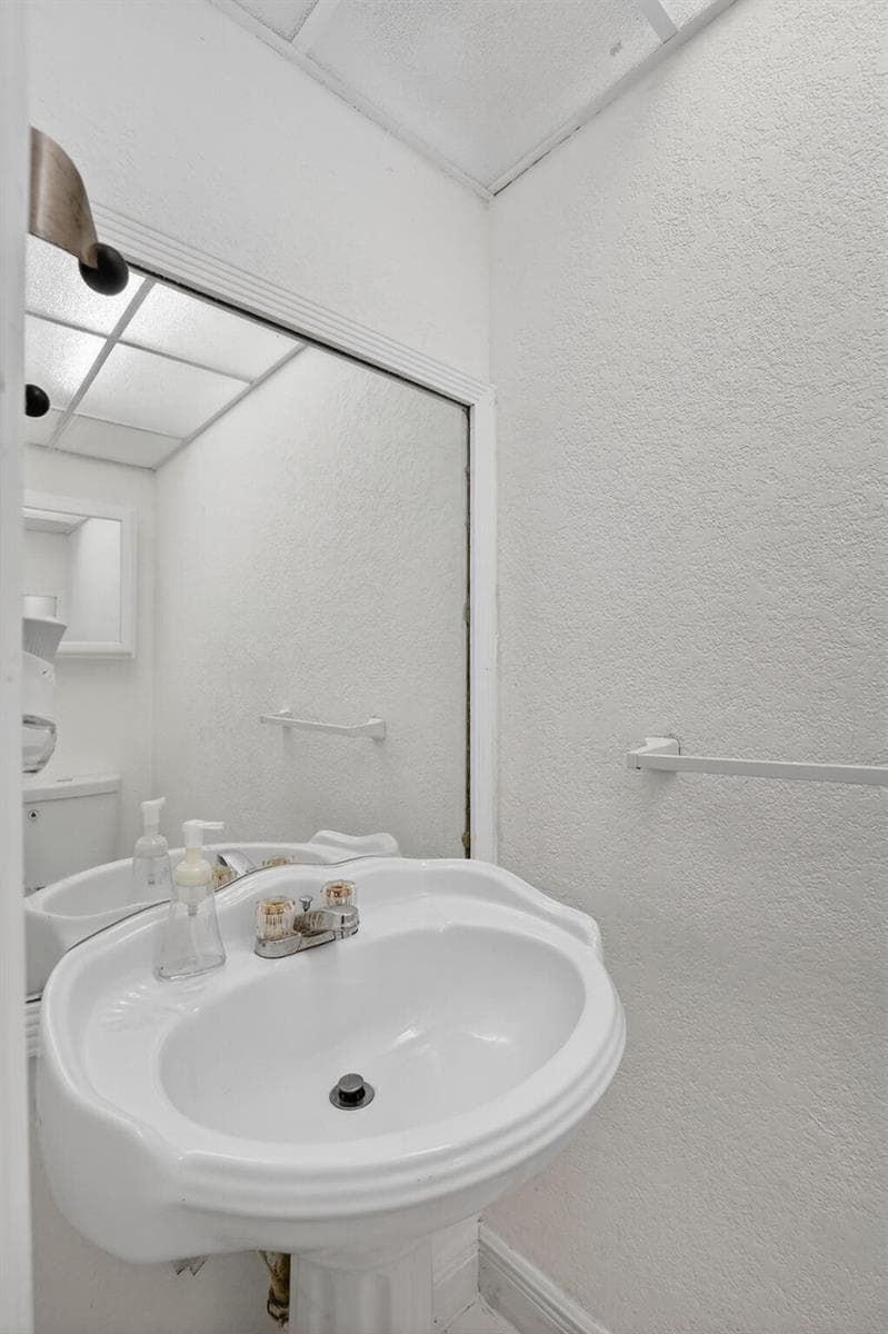 11556 NW 1ST Street, Plantation, FL 33325 photo 4