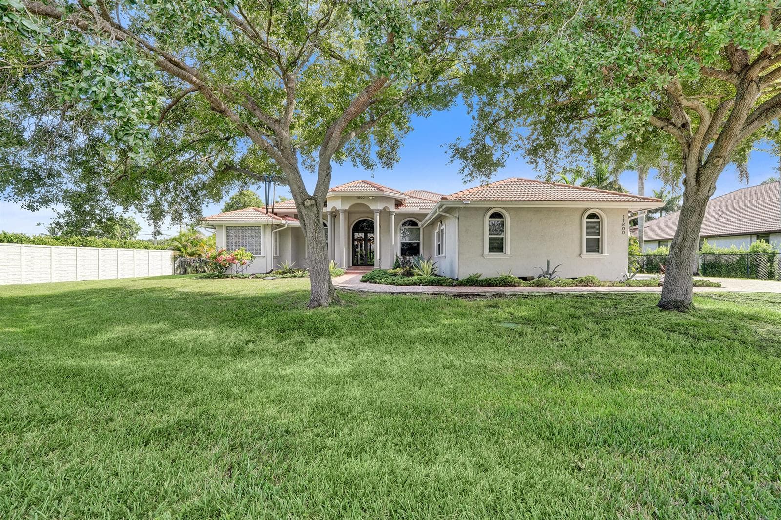 11800 NW 17TH Place, Plantation, FL 33323 photo 3