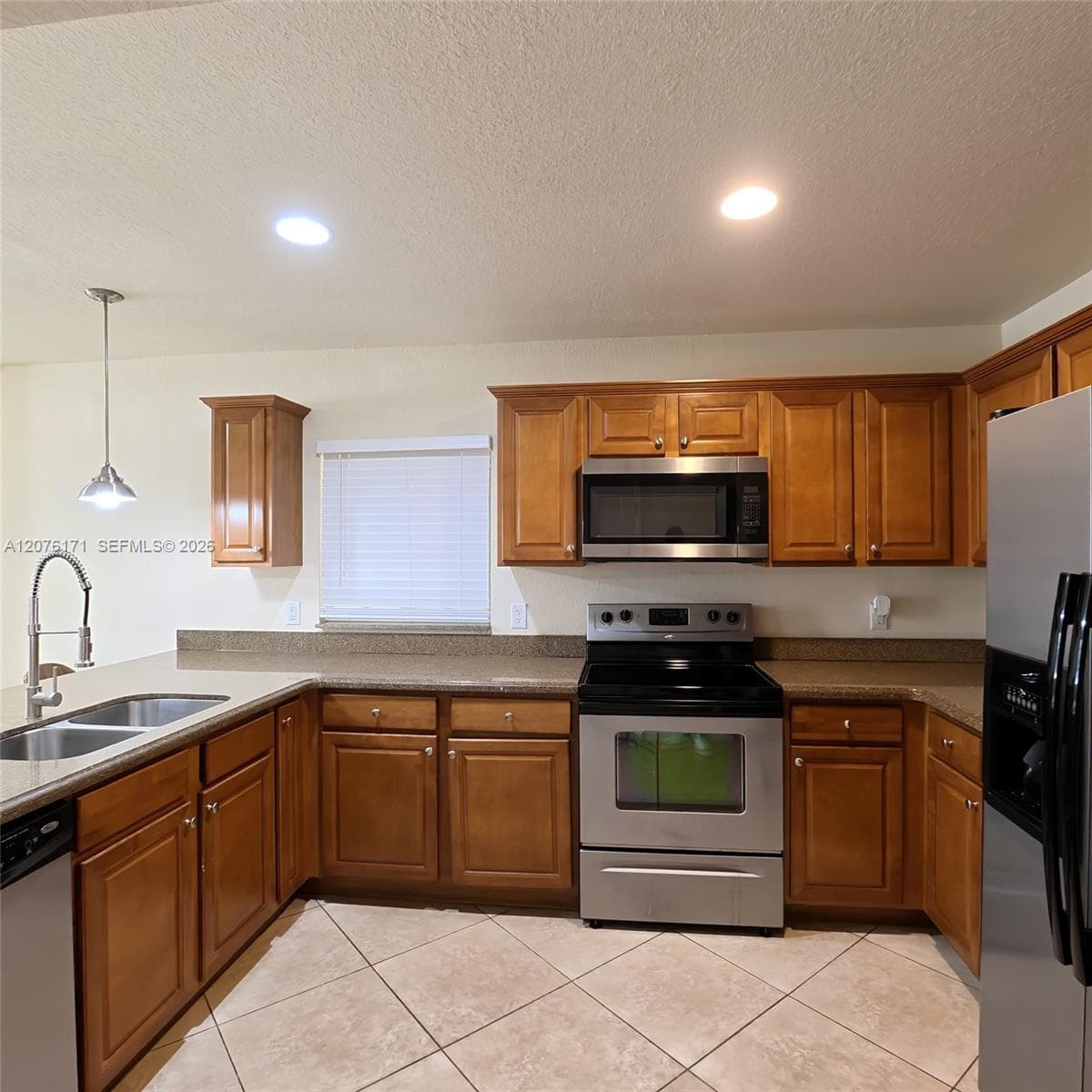 1000 Palm Trl # 8, Delray Beach, FL 33483 photo 5