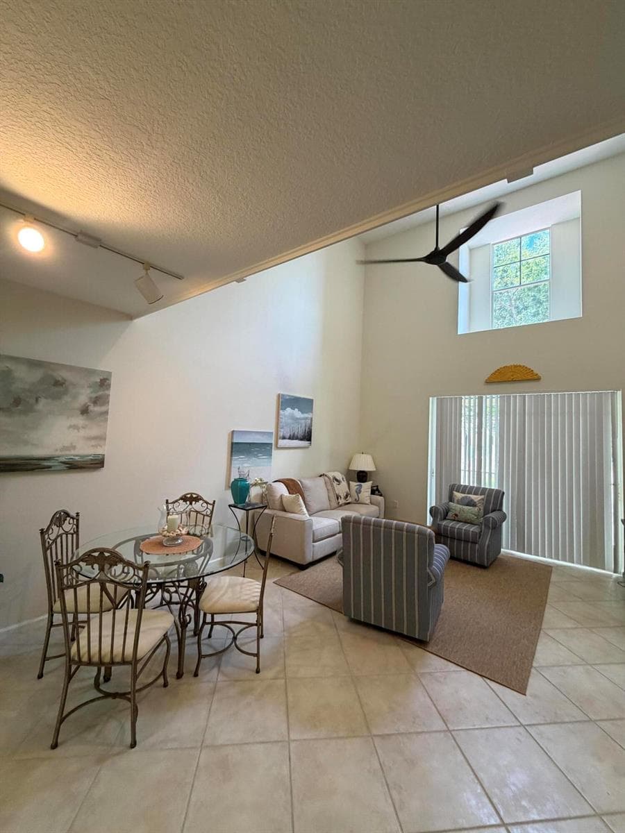 4823 CHANCELLOR Drive # 23, Jupiter, FL 33458 photo 2
