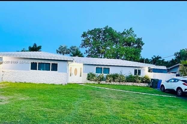 1980 NW 33rd Ct, Oakland Park, FL 33309 photo 4