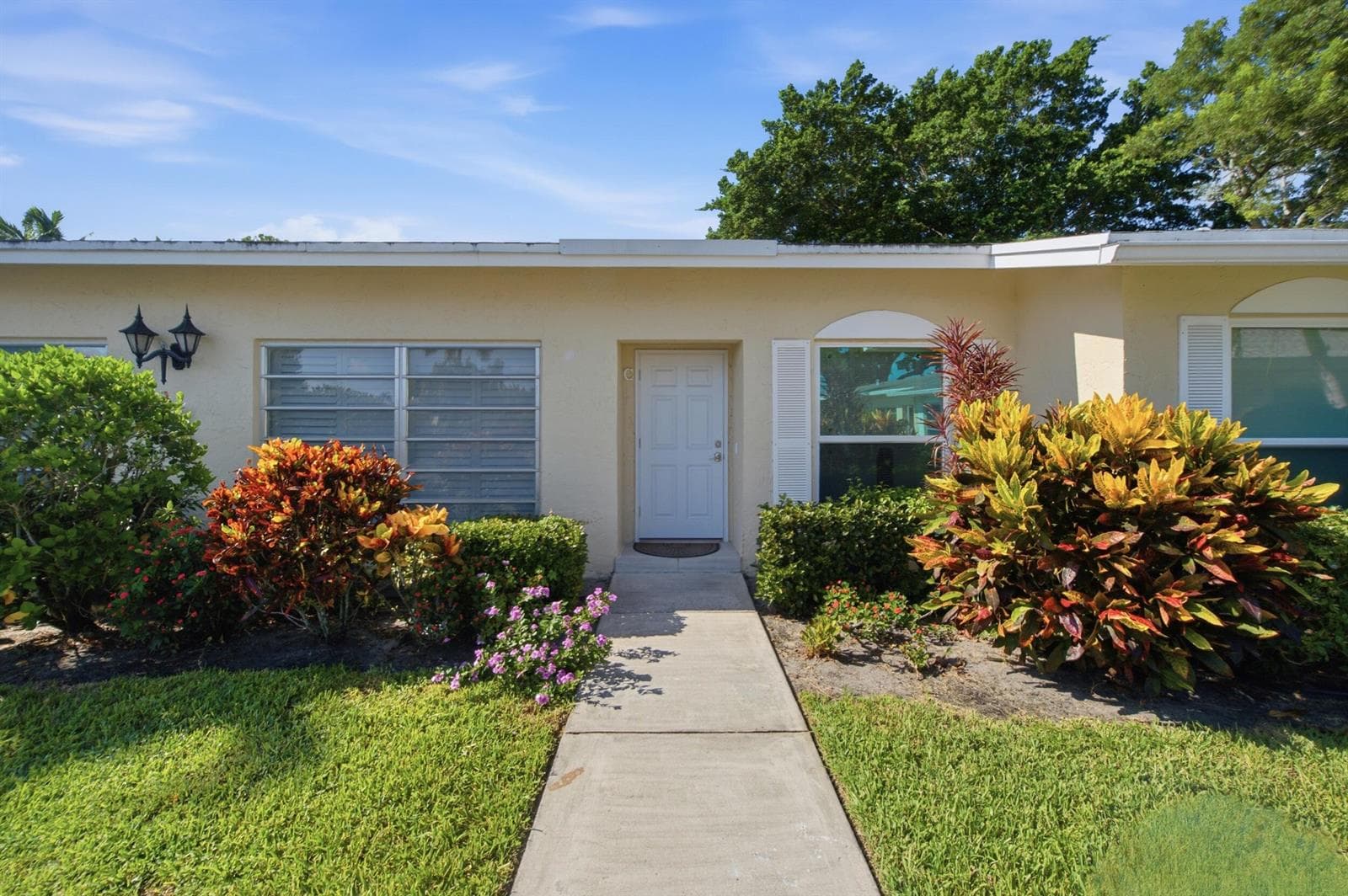 13782 Vía Flora #C, Delray Beach, FL 33484 photo 2