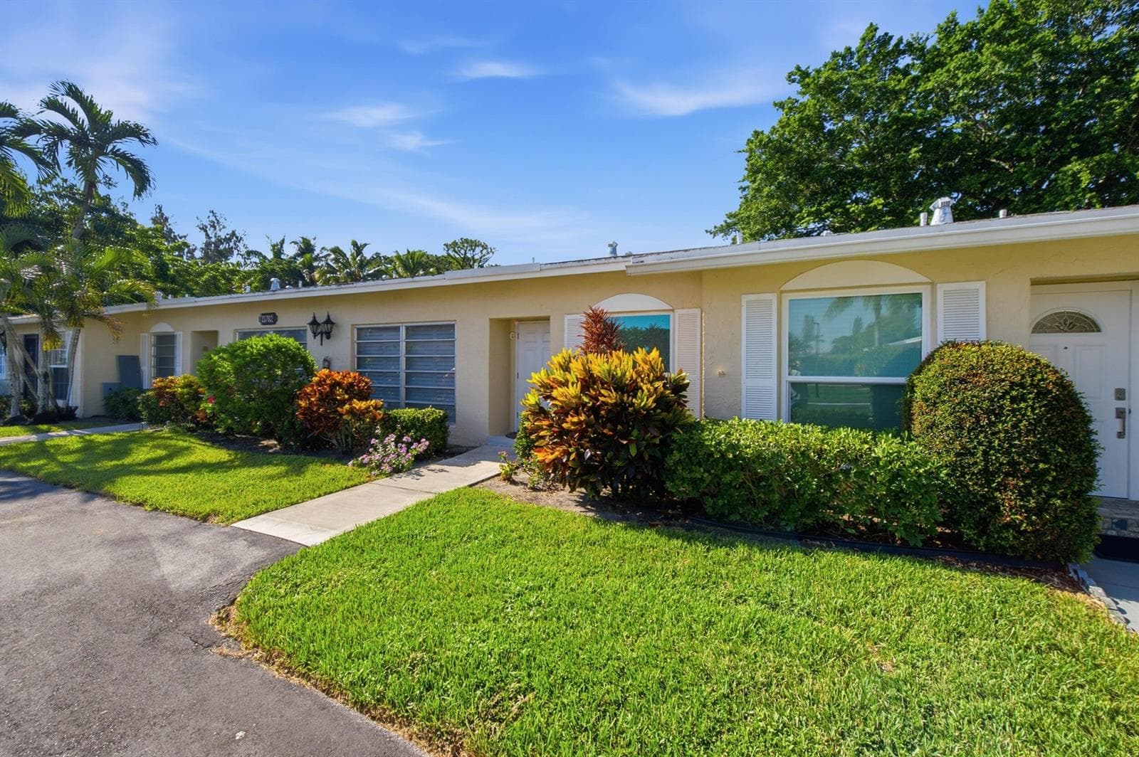 13782 Vía Flora #C, Delray Beach, FL 33484 photo 4