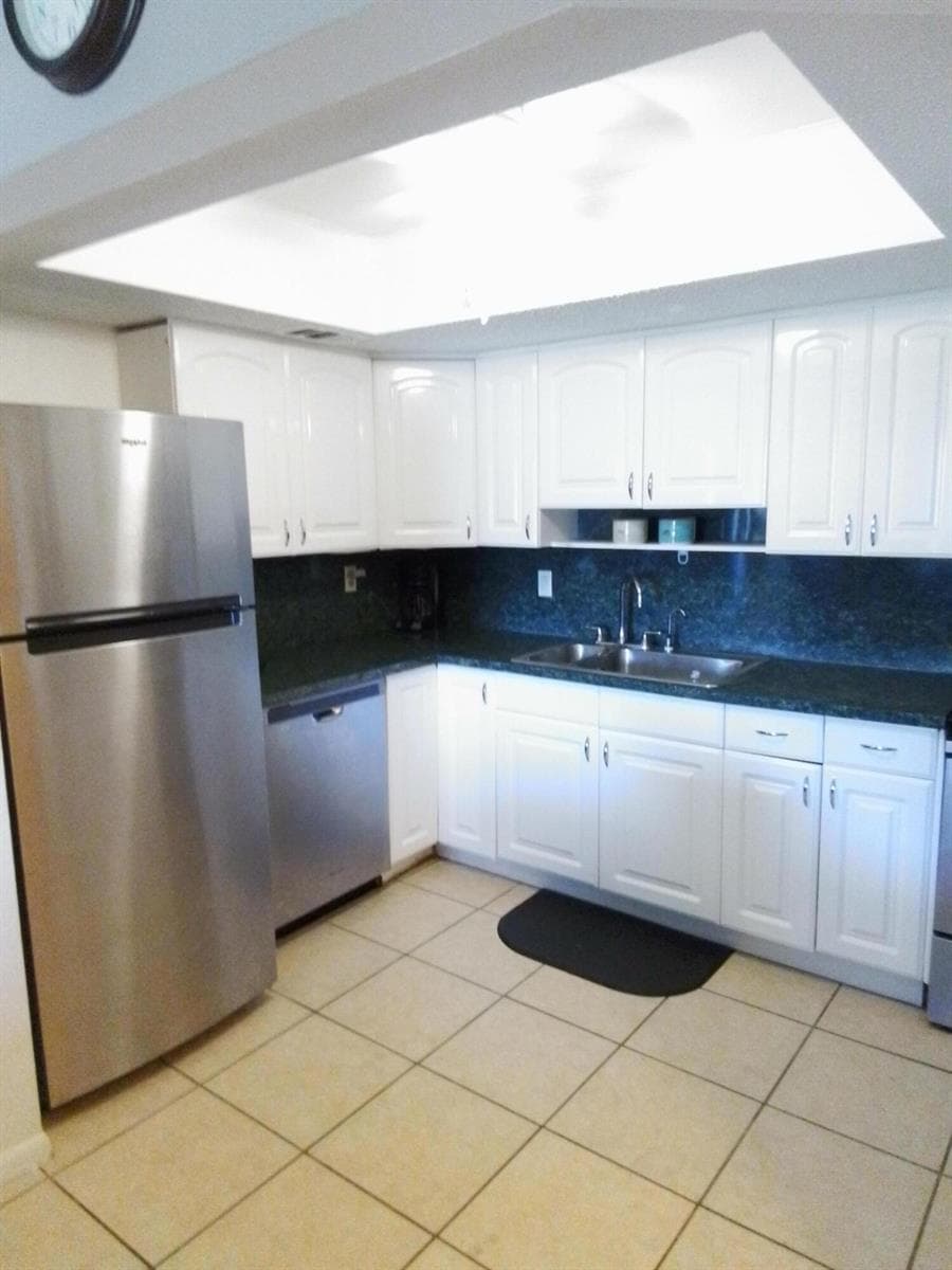 1535 SE ROYAL GREEN Circle # D102, Port St. Lucie, FL 34952 photo 4