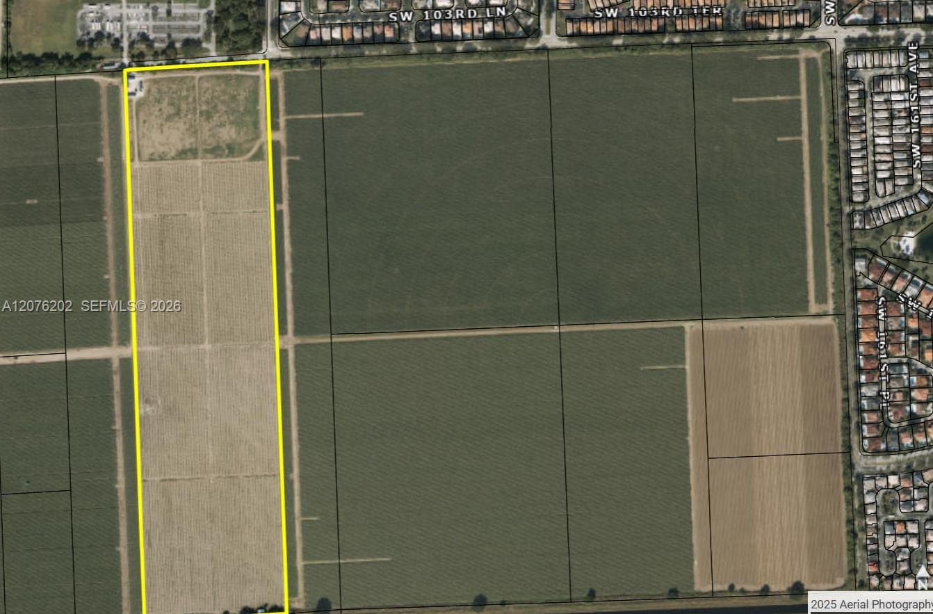 00 104, Kendall, FL 33196 photo 3