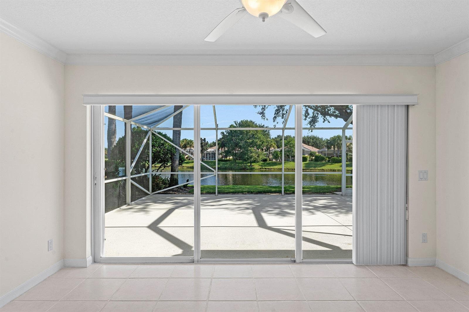 693 HUDSON BAY Drive, Palm Beach Gardens, FL 33410 photo 3