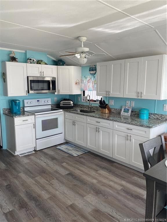 664 NETTLES Boulevard # 664, Jensen Beach, FL 34957 photo 3