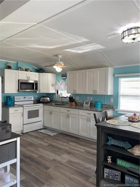 664 NETTLES Boulevard # 664, Jensen Beach, FL 34957 photo 4