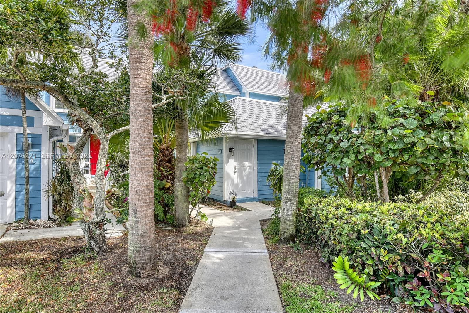 119 Ocean Dunes Cir, Jupiter, FL 33477 photo 2