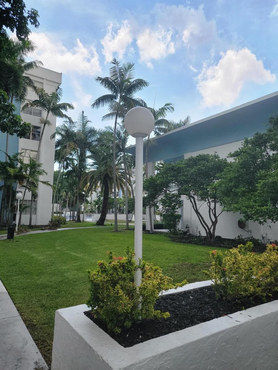484 NW 165TH ST Street # A-609, Miami, FL 33169 photo 3