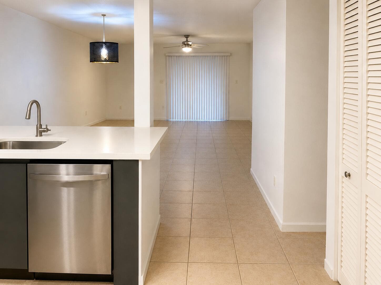 450 Commodore Drive # 106, Plantation, FL 33325 photo 4
