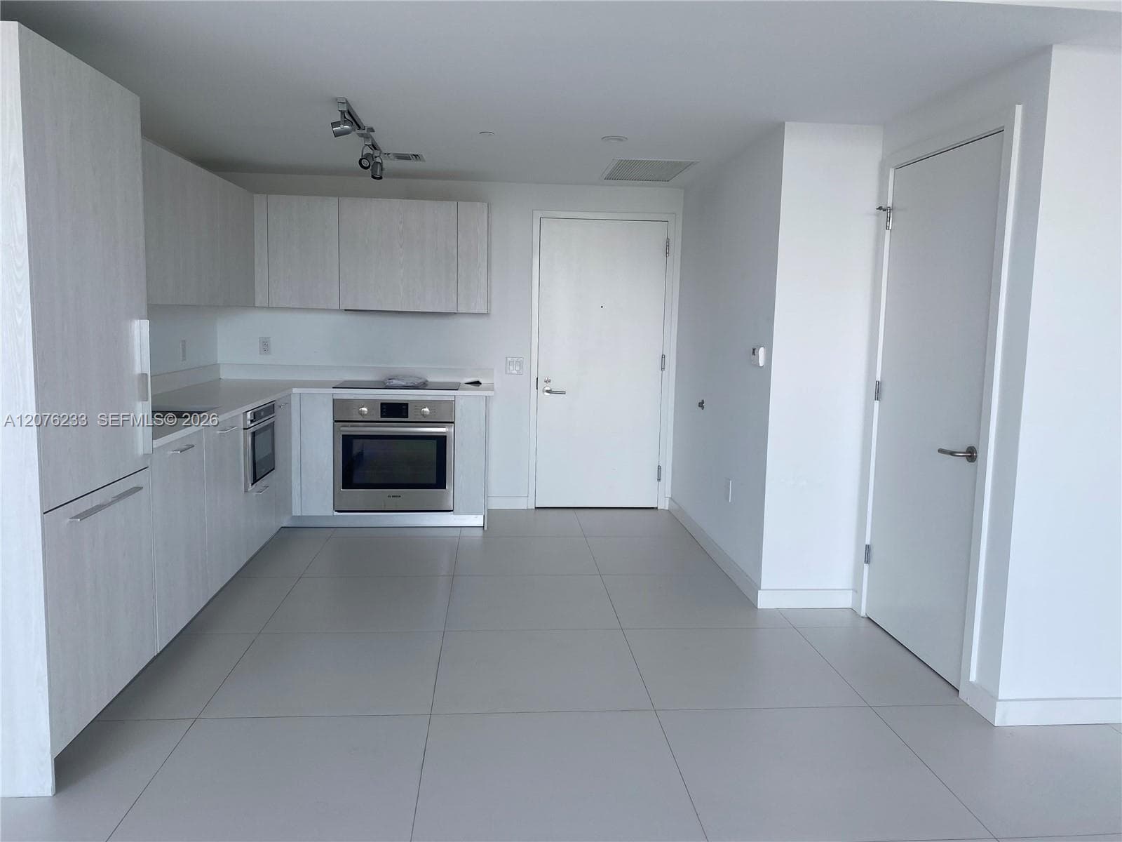 501 NE 31st St # 2509, Miami, FL 33137 photo 4