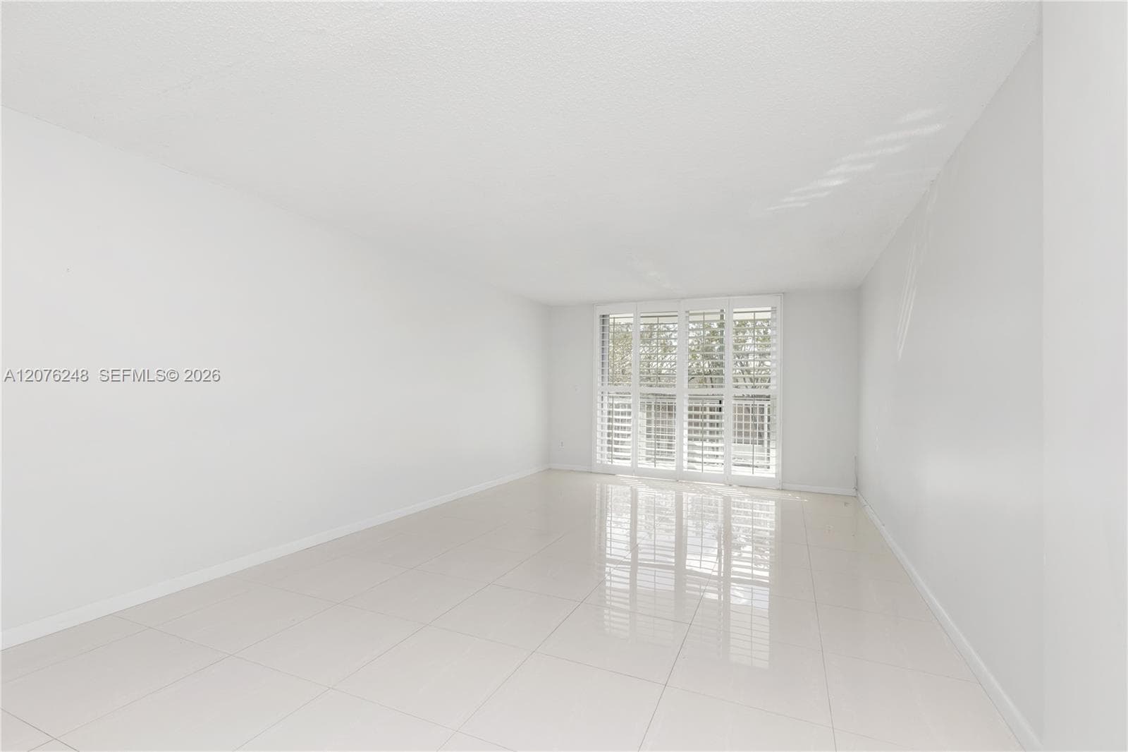 210 Sea View Dr # 207, Key Biscayne, FL 33149 photo 2