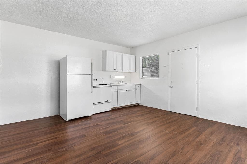 279 SW 1ST Street # #3, Deerfield Beach, FL 33441 photo 2