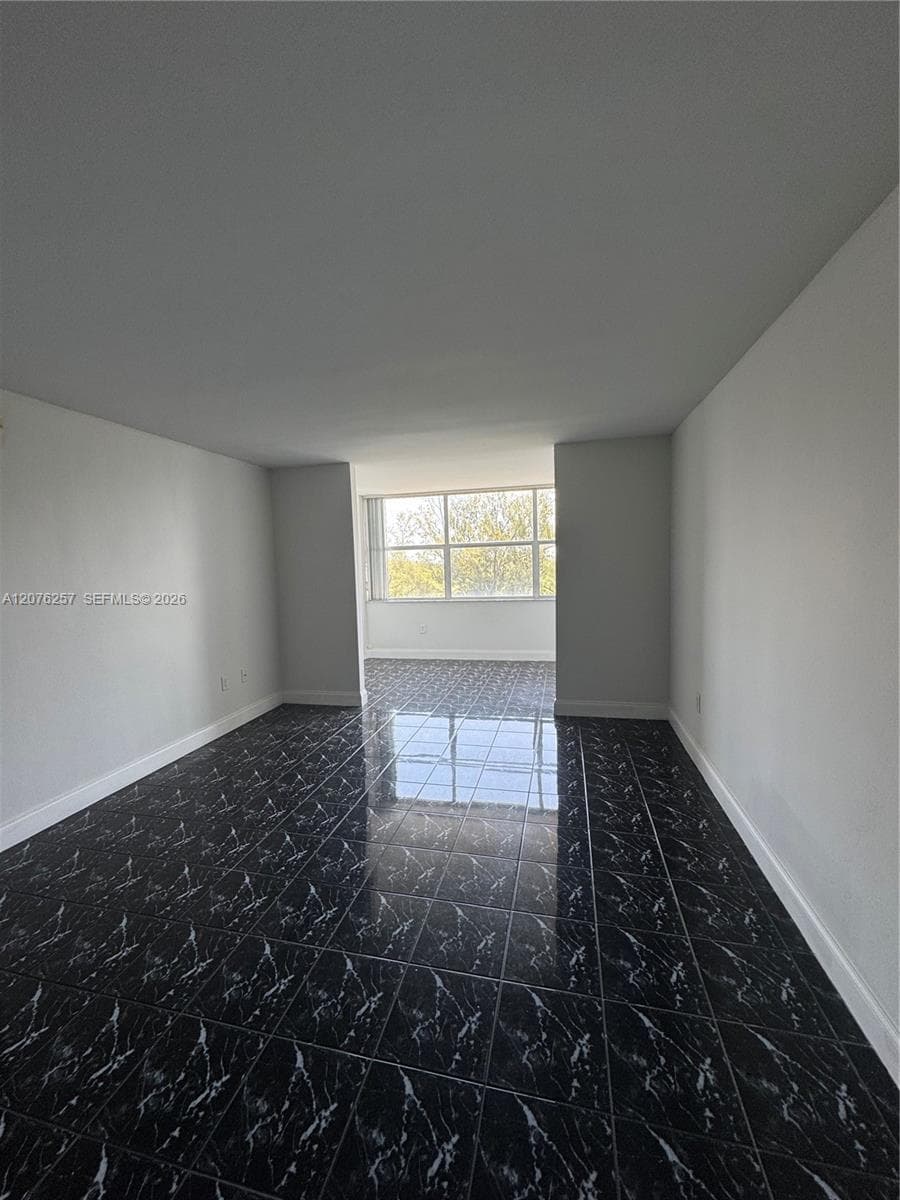 1300 NE Miami Gardens Dr # 803E, Miami, FL 33179 photo 4