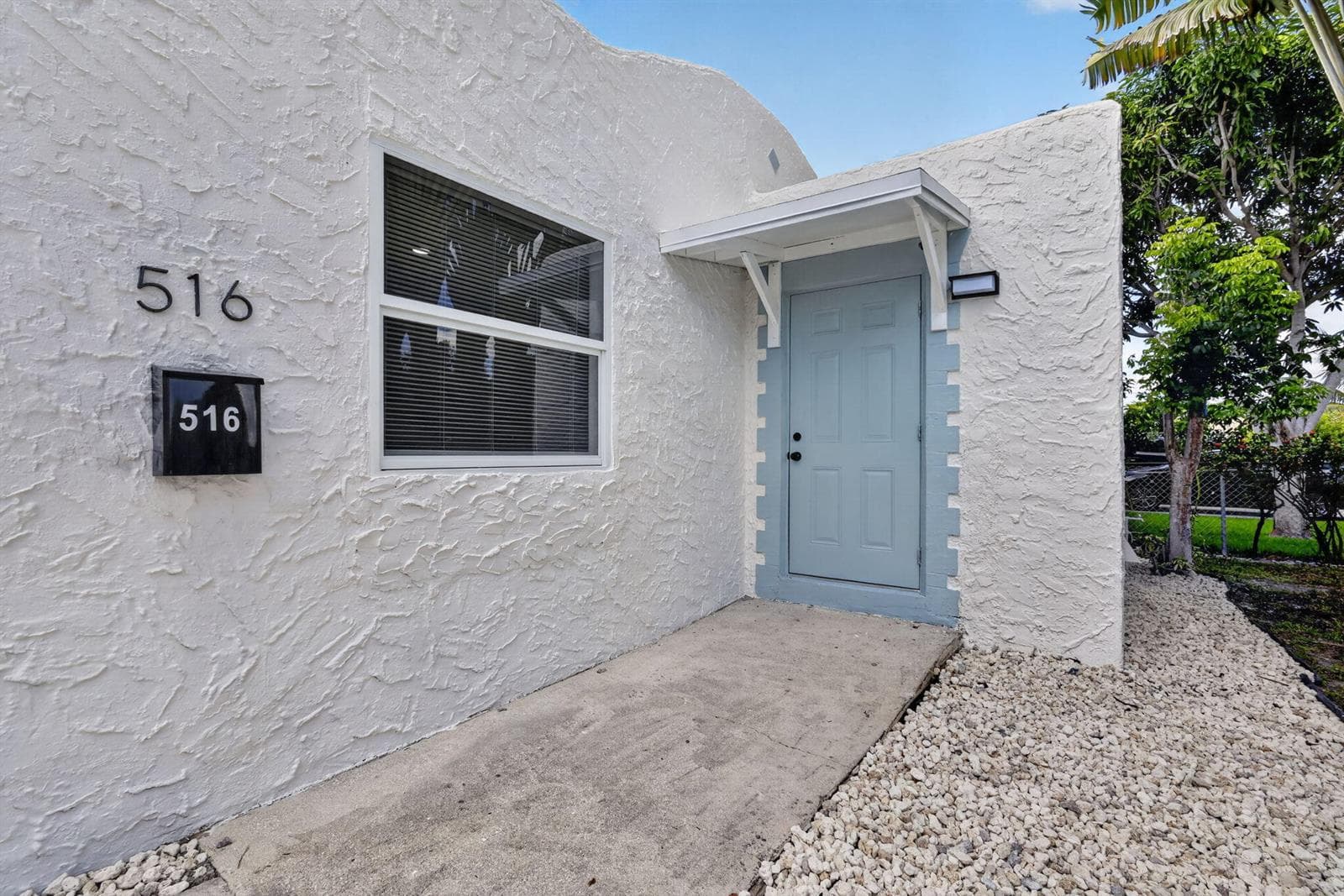 516 Independence Road # 1, West Palm Beach, FL 33405 photo 2