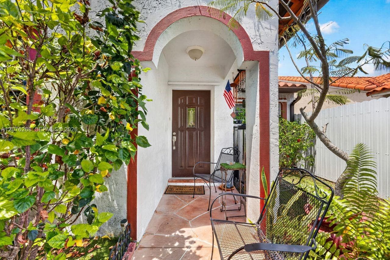 25014 SW 123rd Pl, Homestead, FL 33032 photo 2