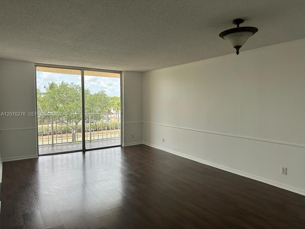 500 Executive Center Dr # 3A, West Palm Beach, FL 33401 photo 3