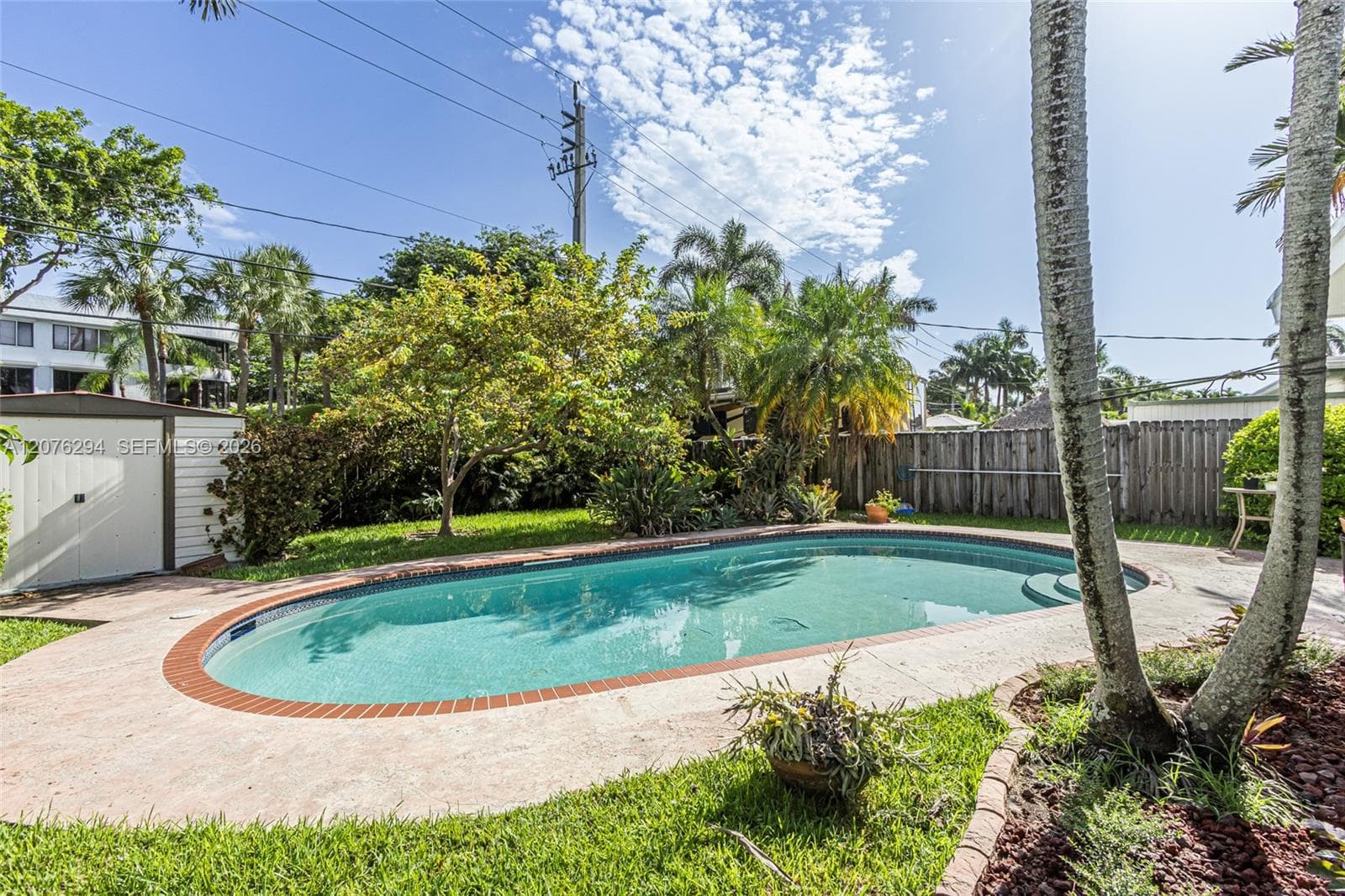 1523 Liberty St, Hollywood, FL 33020 photo 2