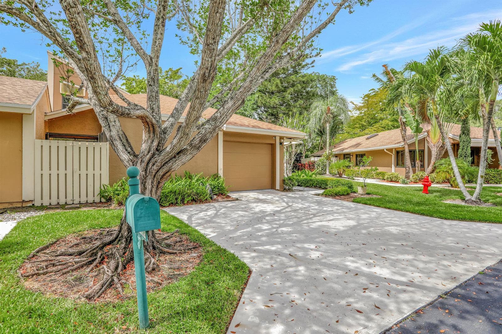 22312 WHISTLING PINES Lane, Boca Raton, FL 33428 photo 2