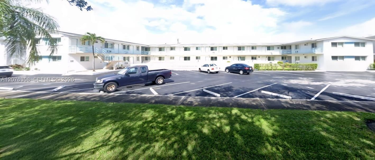 3525 Tyler St # 9, Hollywood, FL 33021 photo 4