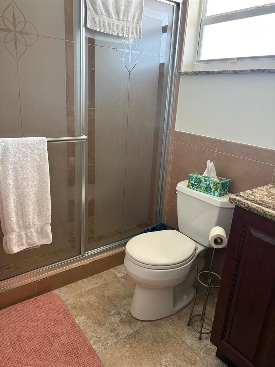 711 LORI Drive # 202, Palm Springs, FL 33461 photo 5