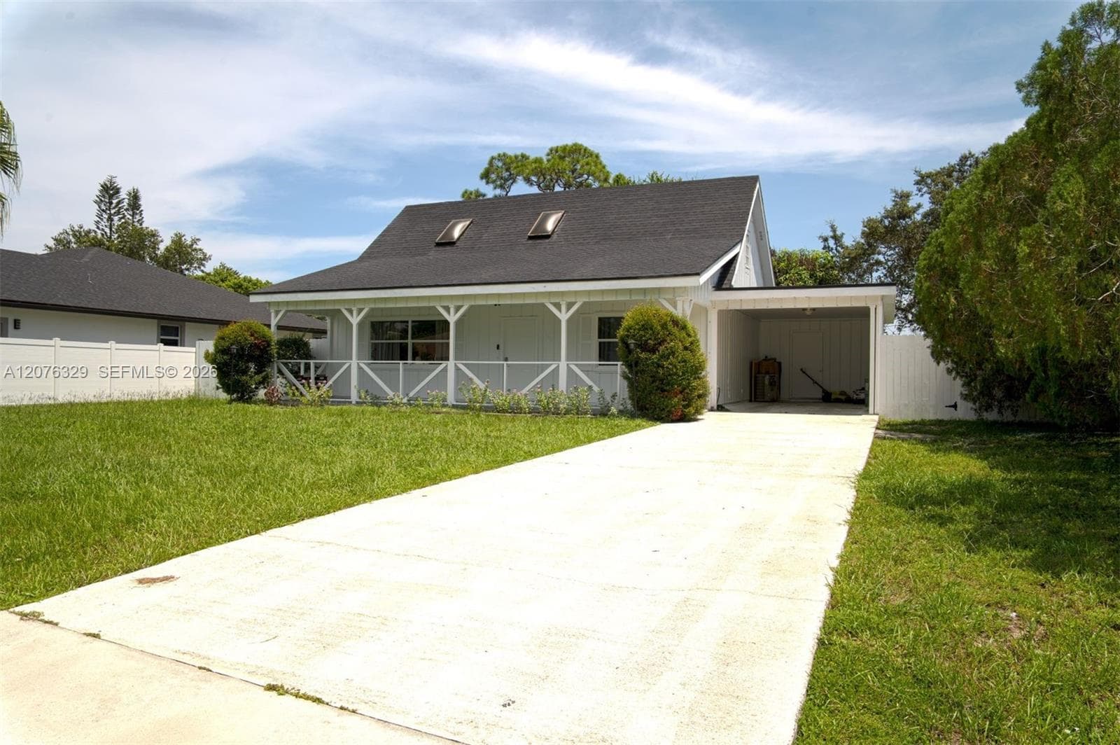 2489 SE Stonecrop St, Port St. Lucie, FL 34984 photo 2