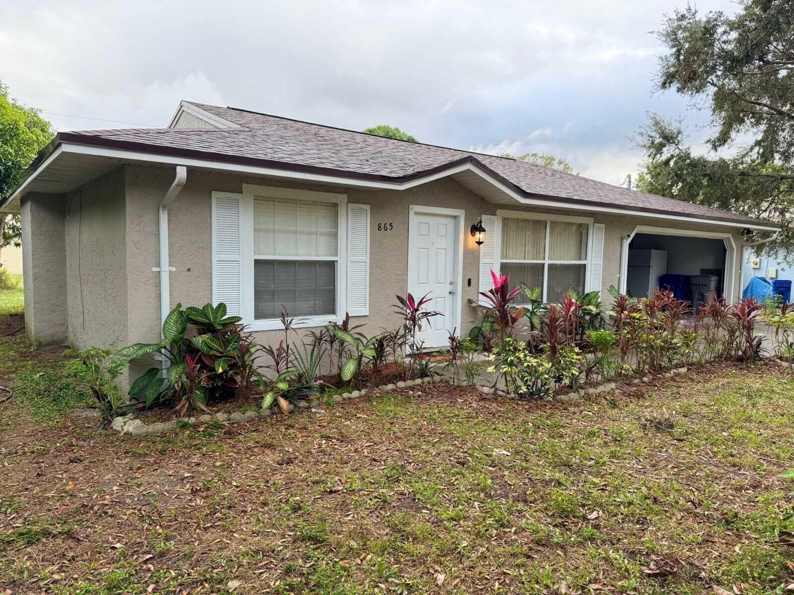 865 17TH Lane SW, Vero Beach, FL 32962 photo 2