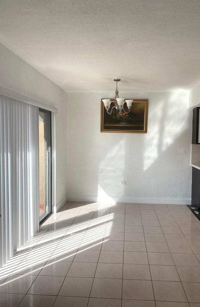 3031 E Missionwood Lane, Miramar, FL 33025 photo 2